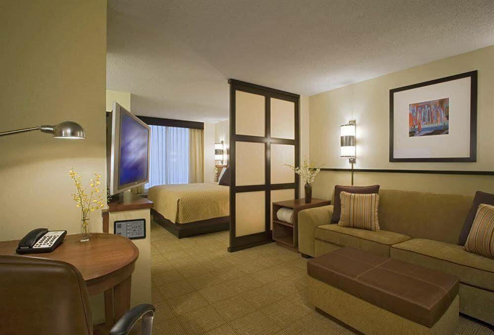 Hyatt Place Dallas North By The Galleria Addison Buitenkant foto